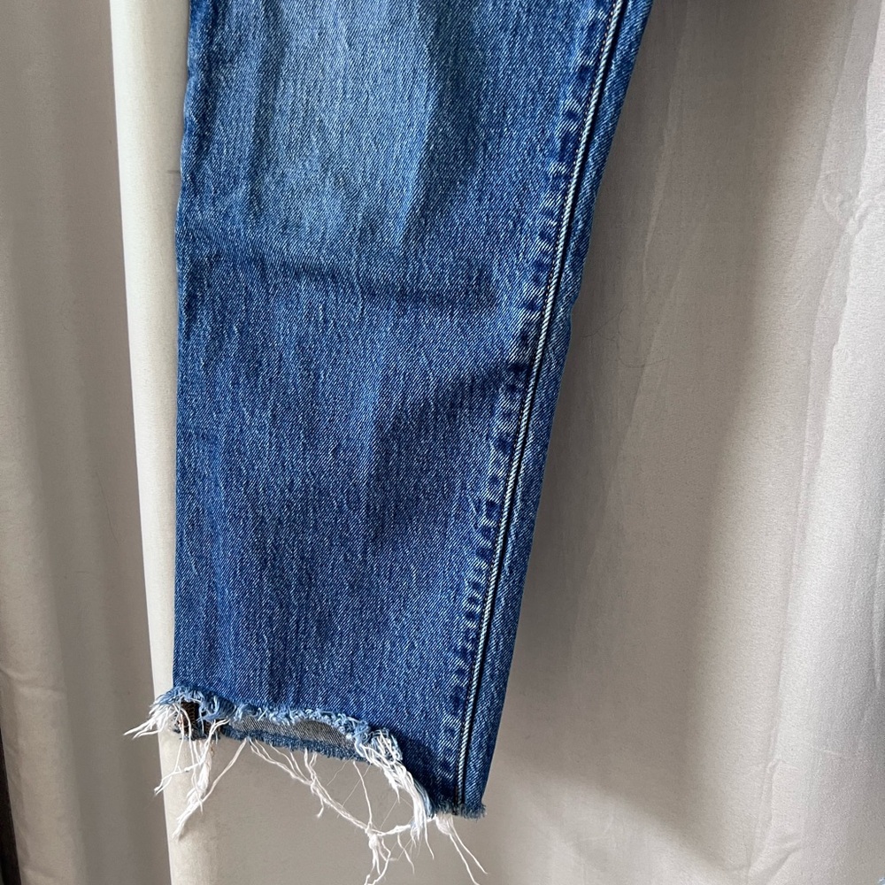 Levi's Blue 501 button fly Rare R Tag - Picture 5 of 7